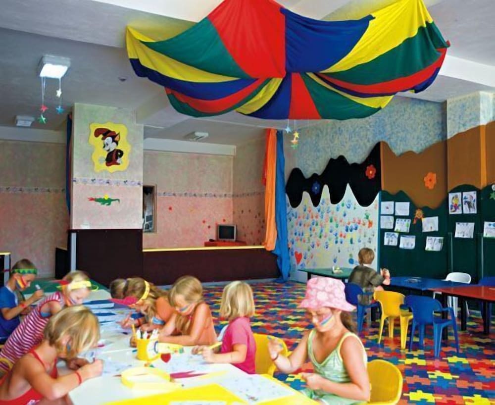 Adalya Artside 58/66