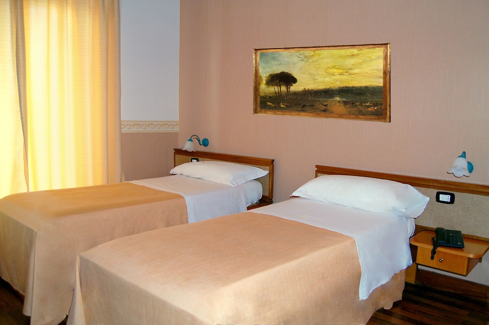 HOTEL RISTORANTE DONATO 25/73