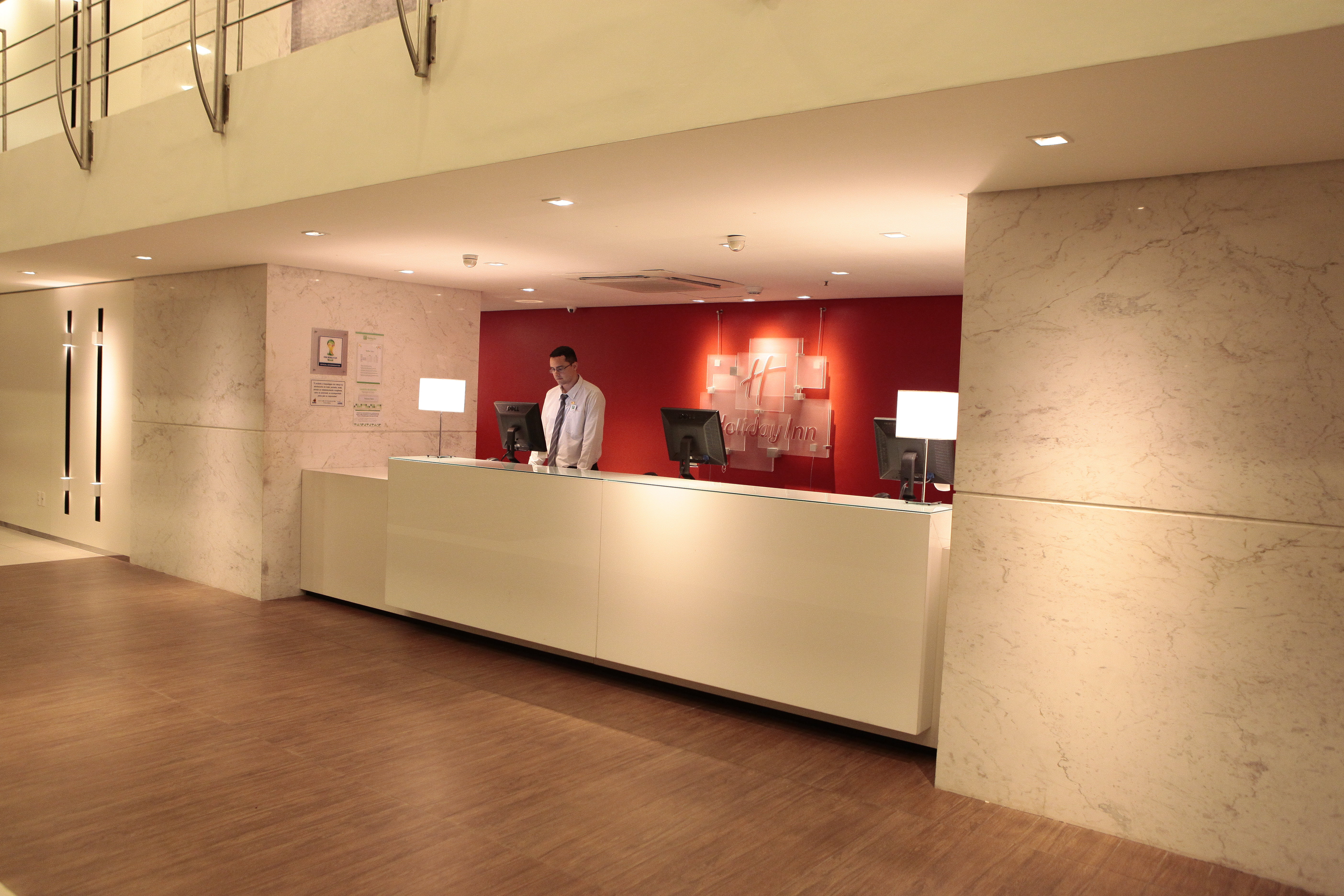 HOLIDAY INN FORTALEZA 10/76