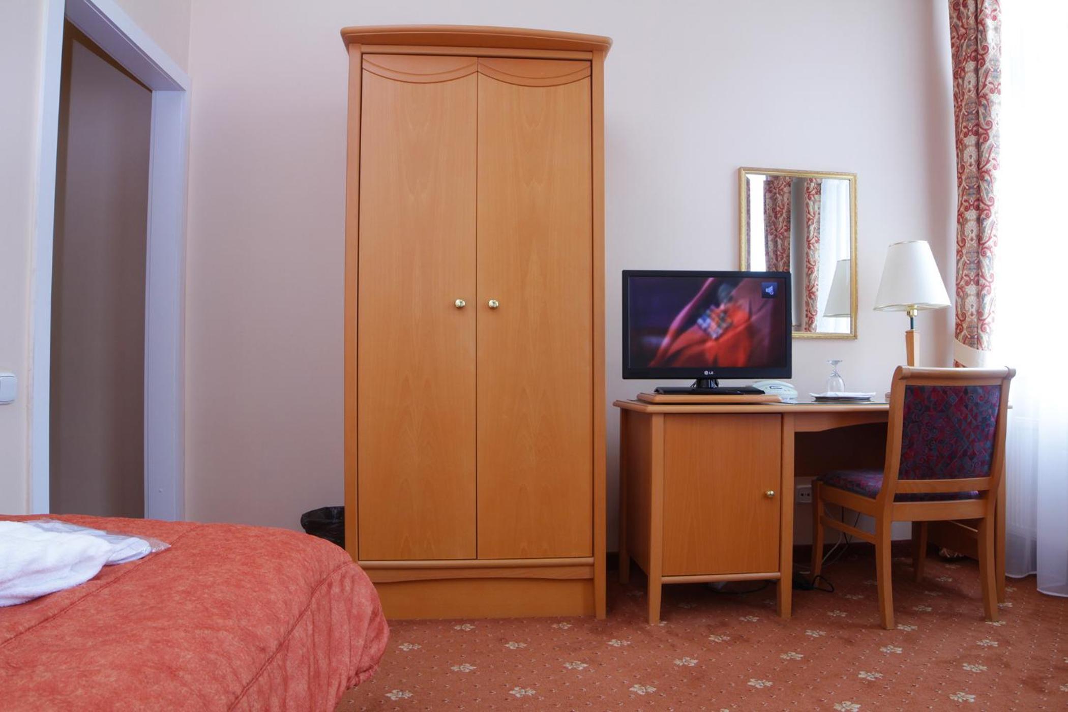 Hotel Pavlov 42/50
