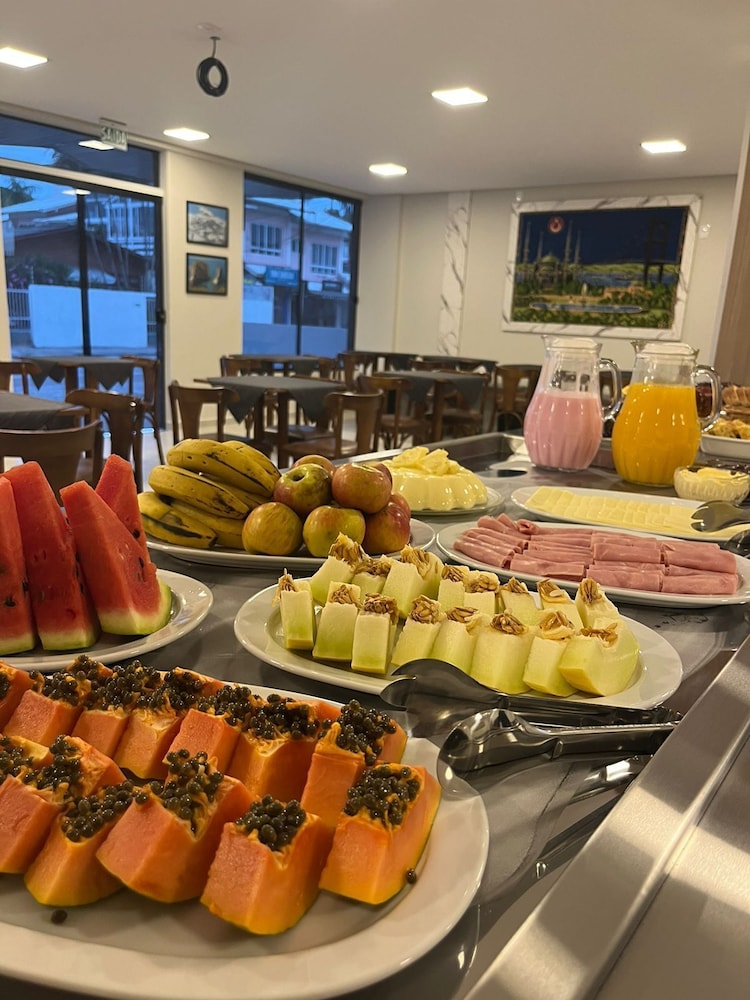 Monte Líbano Hotel 33/49