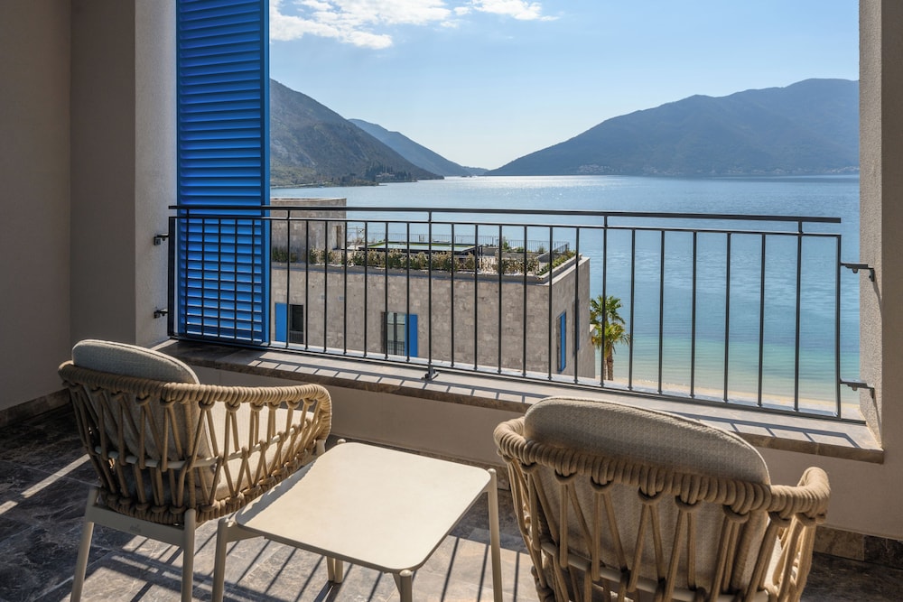 Movenpick Hotel & Residences Teuta Kotor Bay 3/58