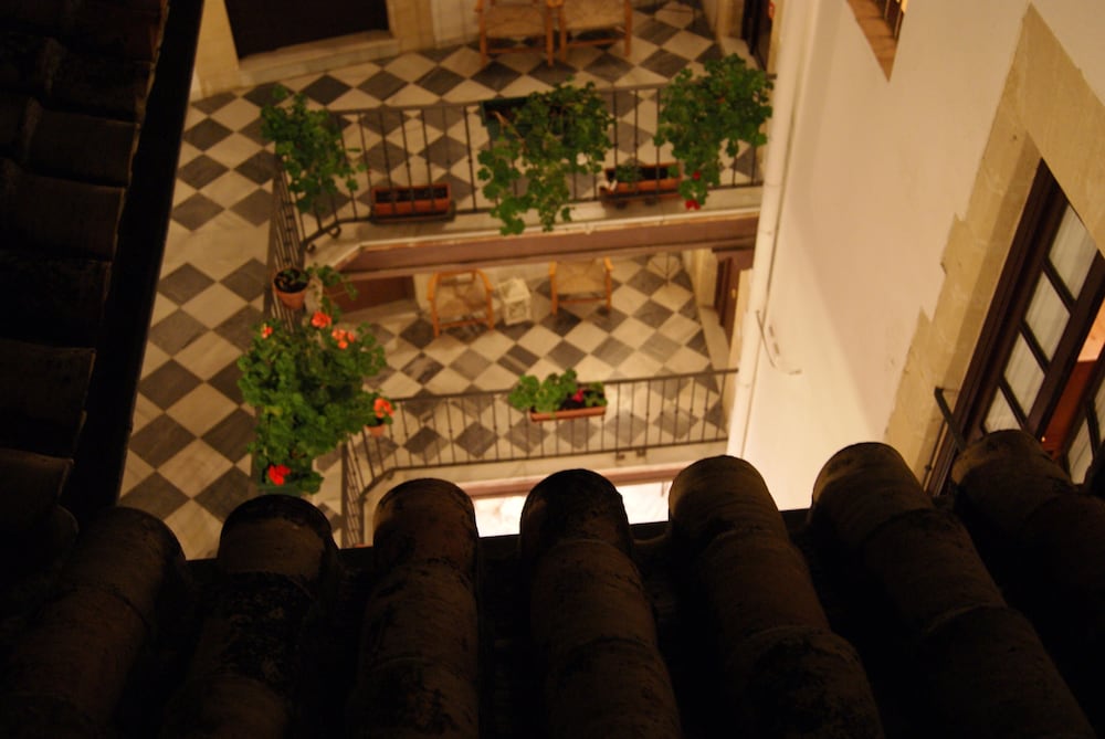 Casa Palacio de Los Leones 4/30