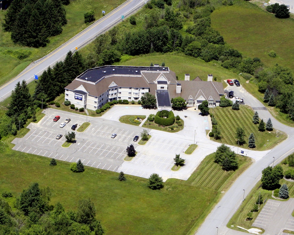 Black Bear Inn, an Ascend Collection Hotel 63/69