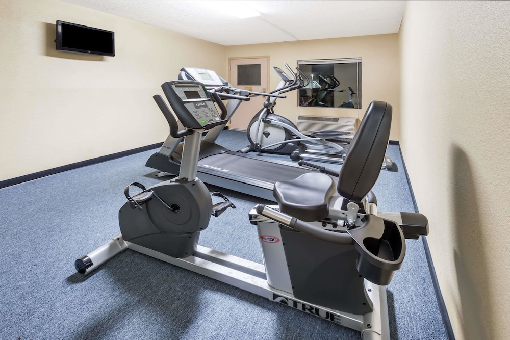Days Inn by Wyndham Lexington Southeast 12/19