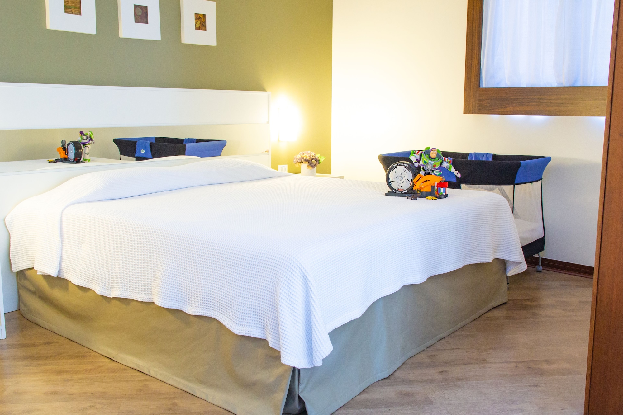 SENIOR, DOUBLE BED