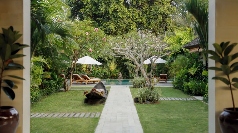 Villa Nelayan by Nakula 40/55