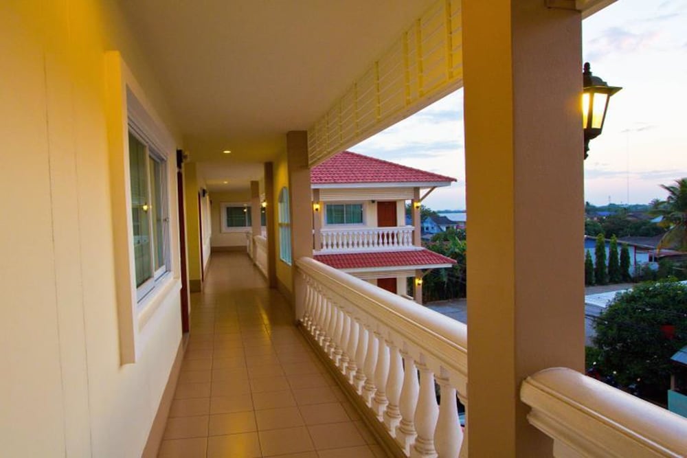 Nuntiya Terrace 7/49