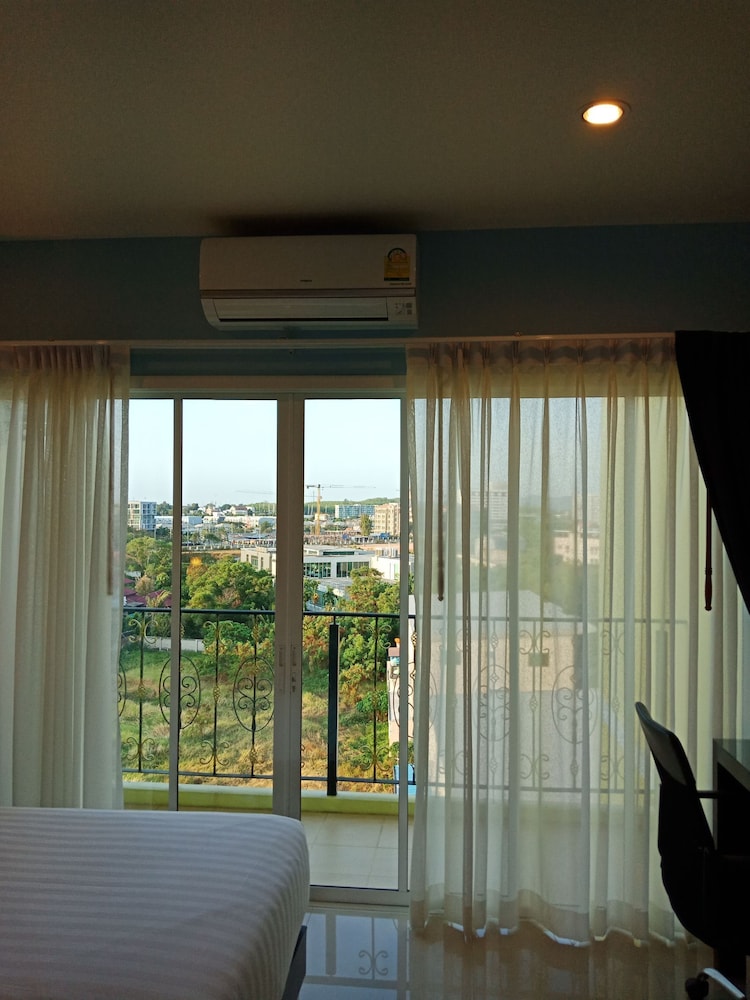 Phuket Chinoinn Hotel 37/65