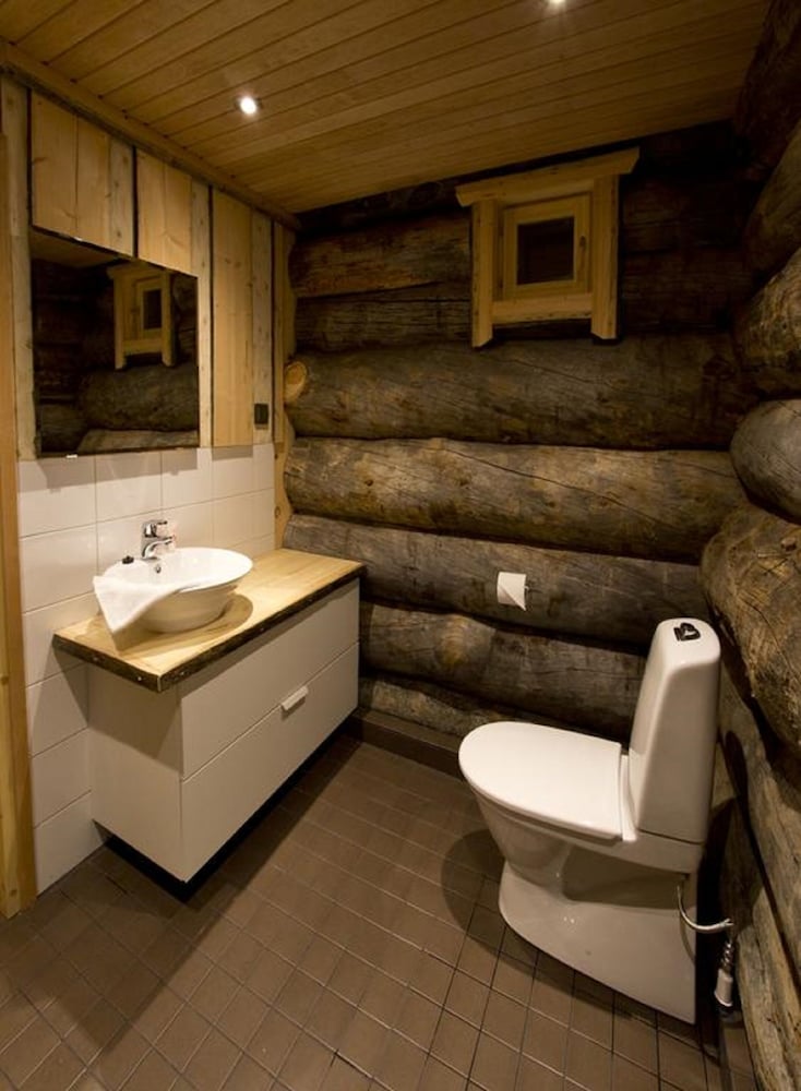 Wilderness Hotel Nellim 47/48