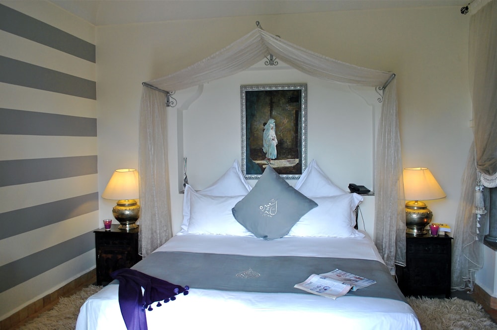 Riad Al Mendili Kasbah Private Resort And Spa 24/72