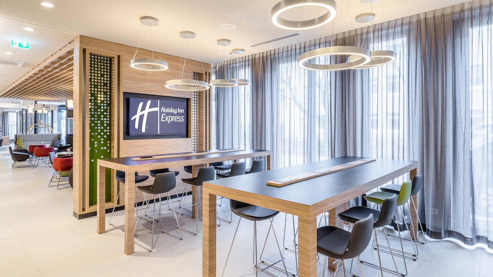 Holiday Inn Express Munich - City East 74/80