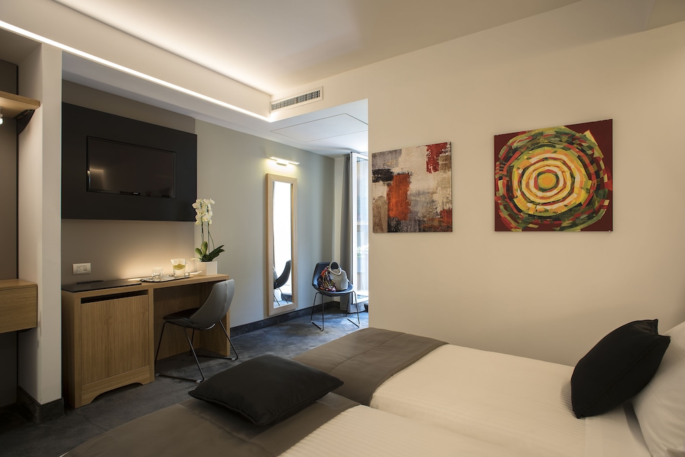 Hotel Trevi Collection 8/109