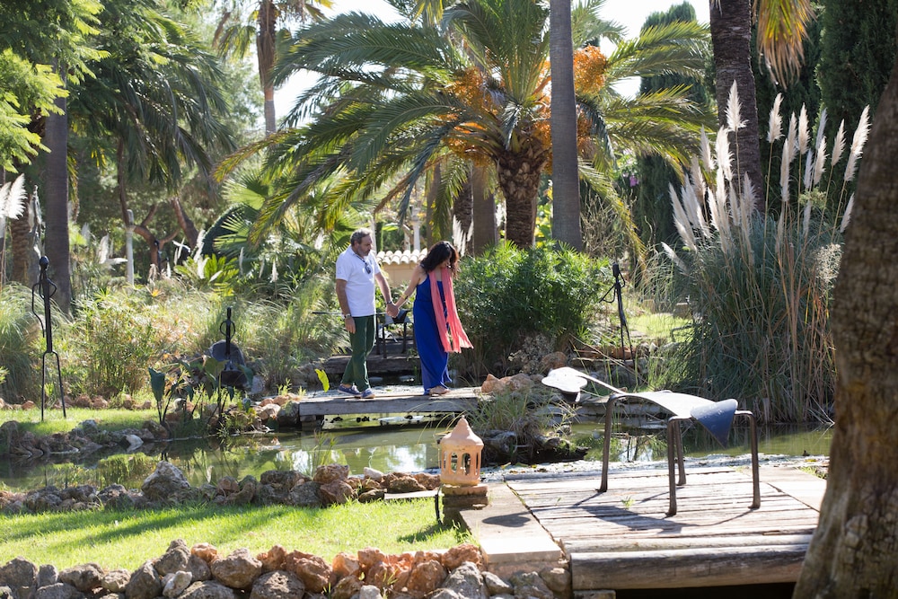Es Revellar Art Resort - Adults Only 100/110