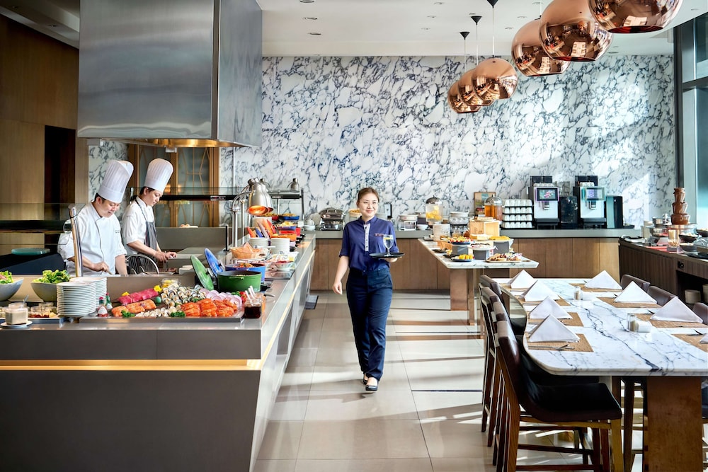 Carlton City Hotel Singapore 36/50