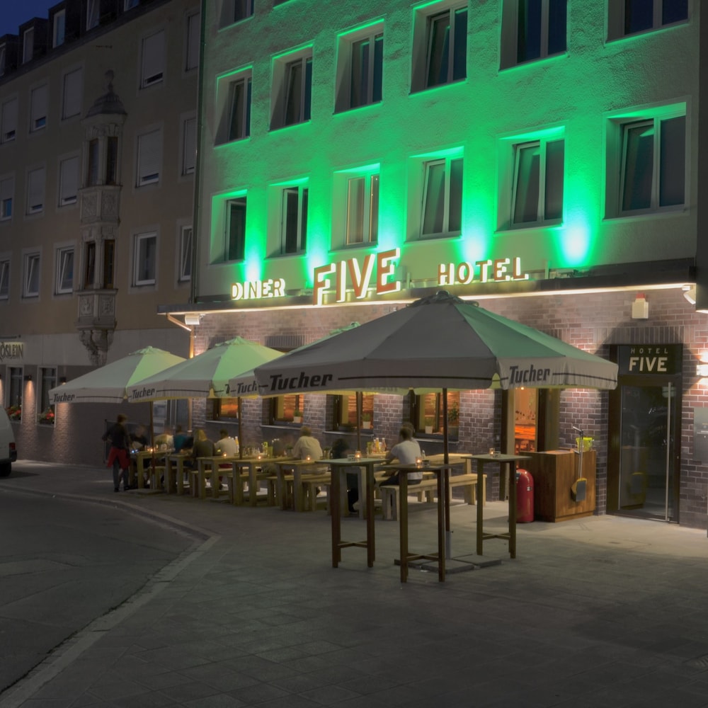 Hotel Five 5/49