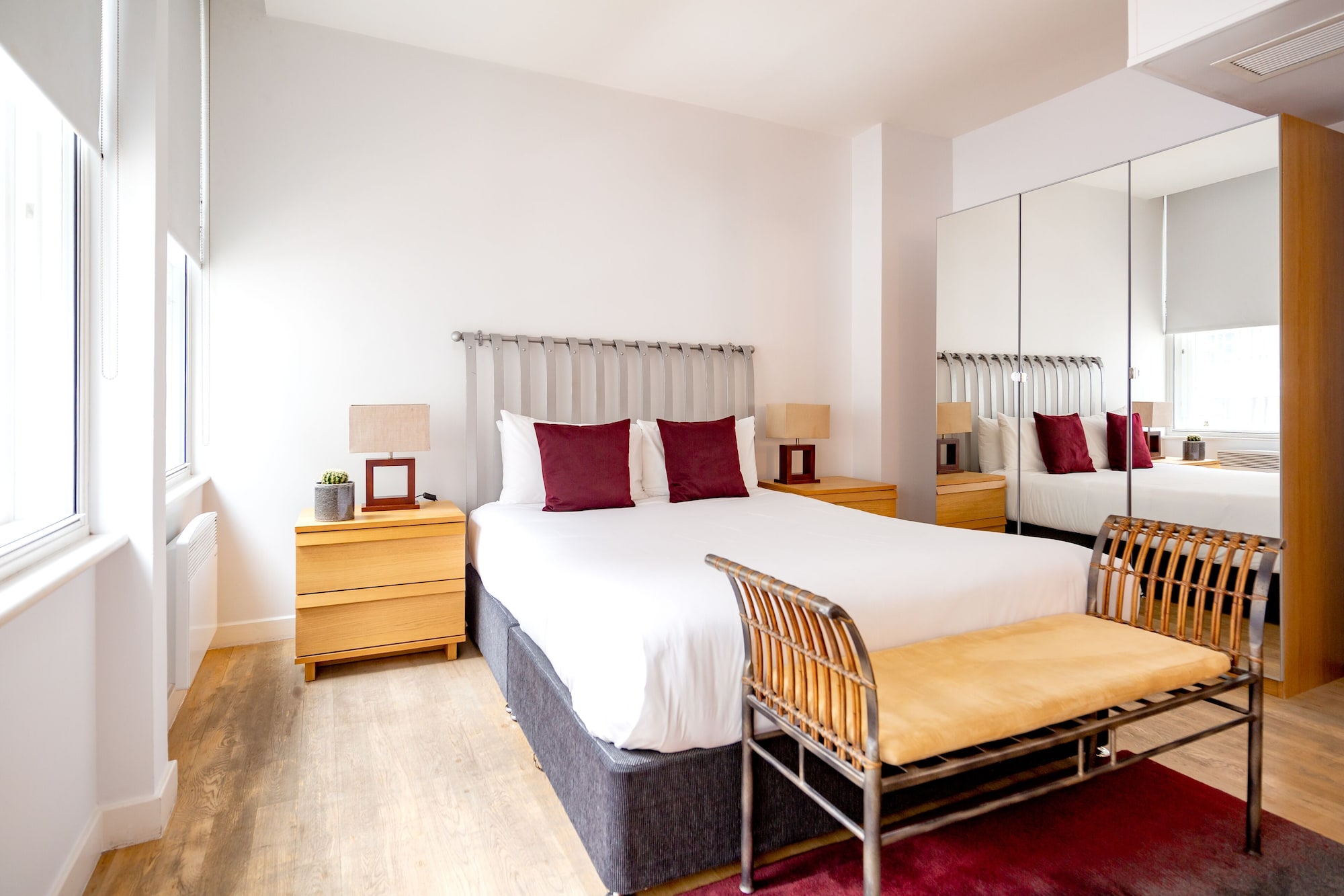 1 BEDROOM, EXECUTIVE, APARTMENT