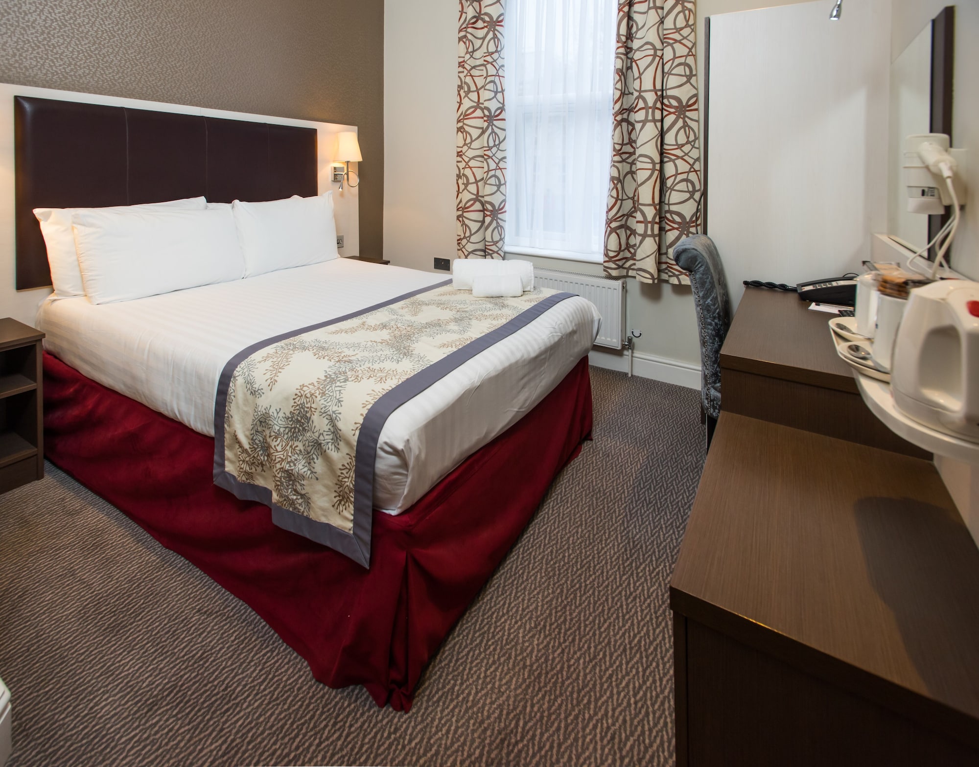 STANDARD, DOUBLE BED