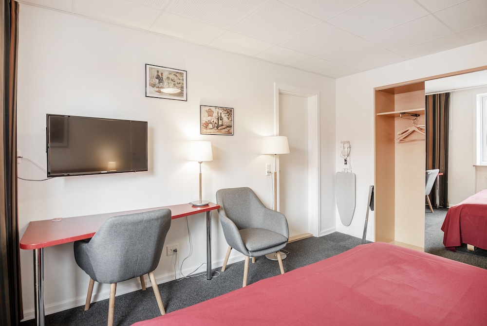 Hotel Ringkjobing 61/83