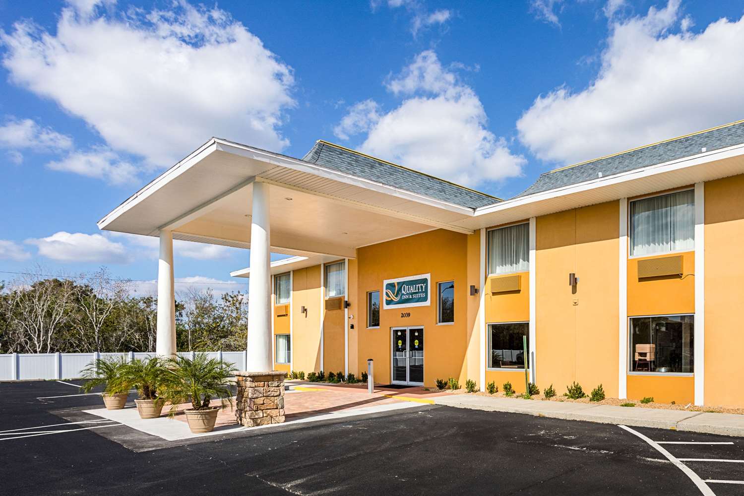 Quality Inn & Suites Heritage Park 10/15