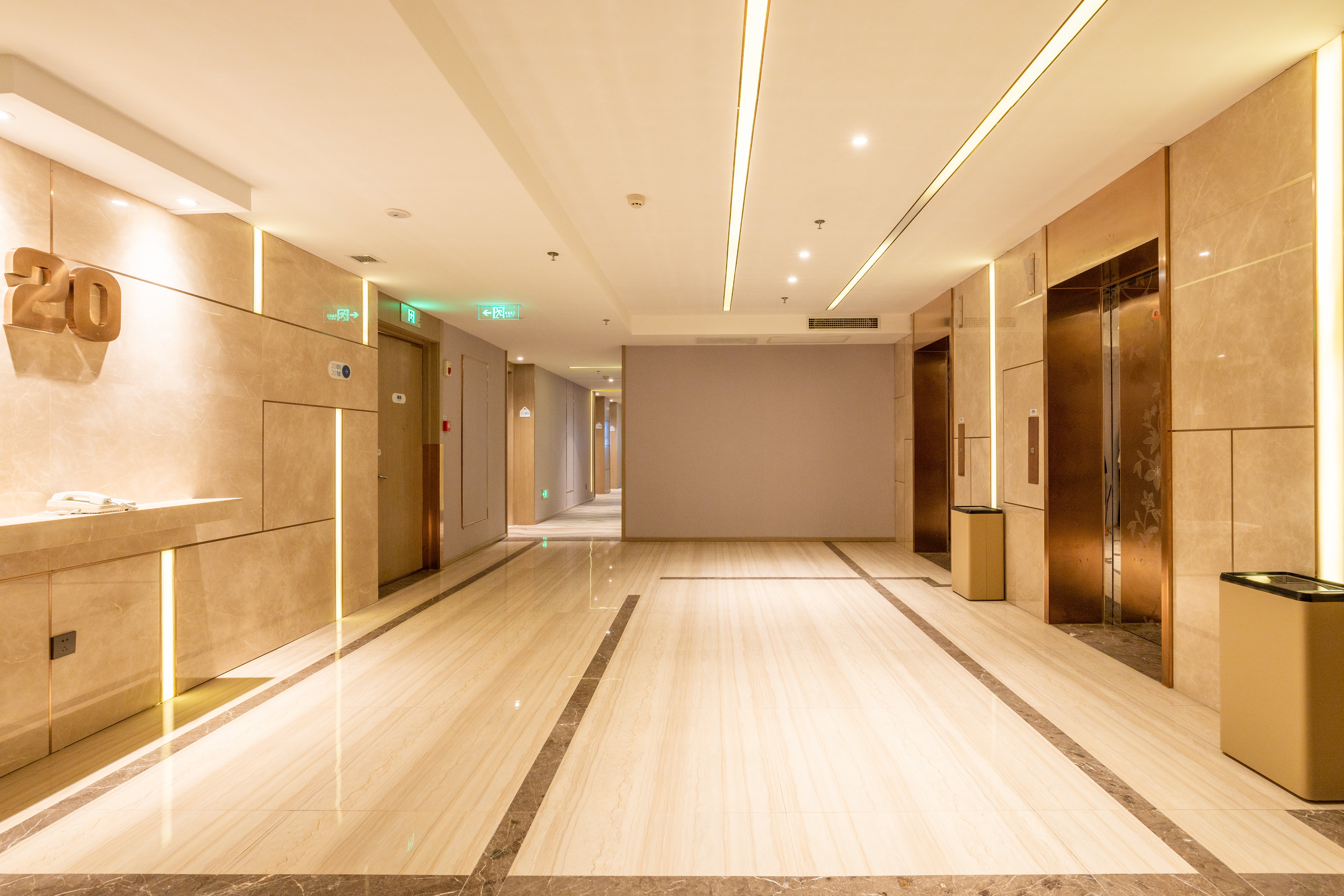 Holiday Inn Express Anshan Downtown 16/74