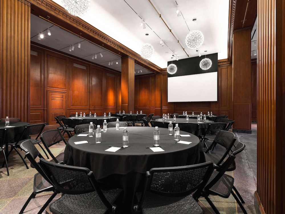21c Museum Hotel Durham 69/73