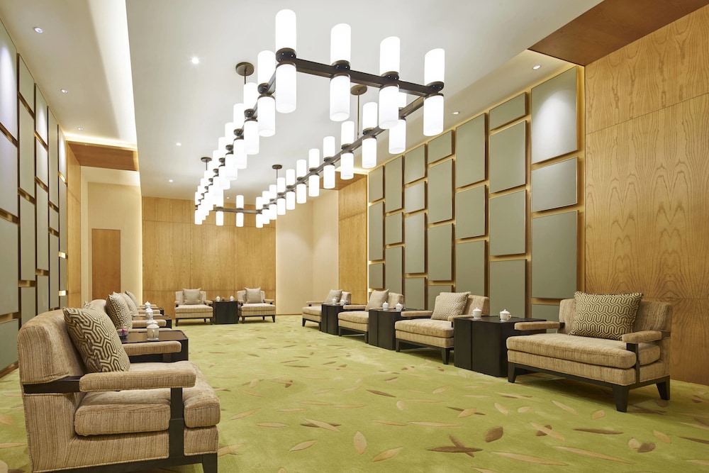 Four Points By Sheraton Chengdu Pujiang Resort 27/37