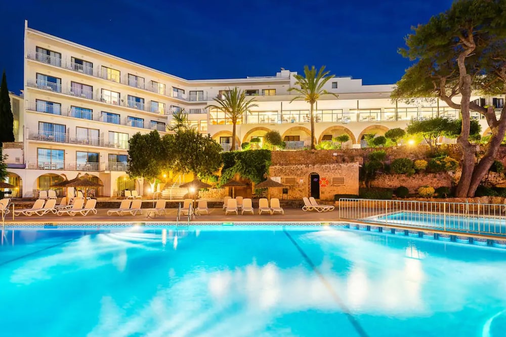 Casablanca Hotel 1/46