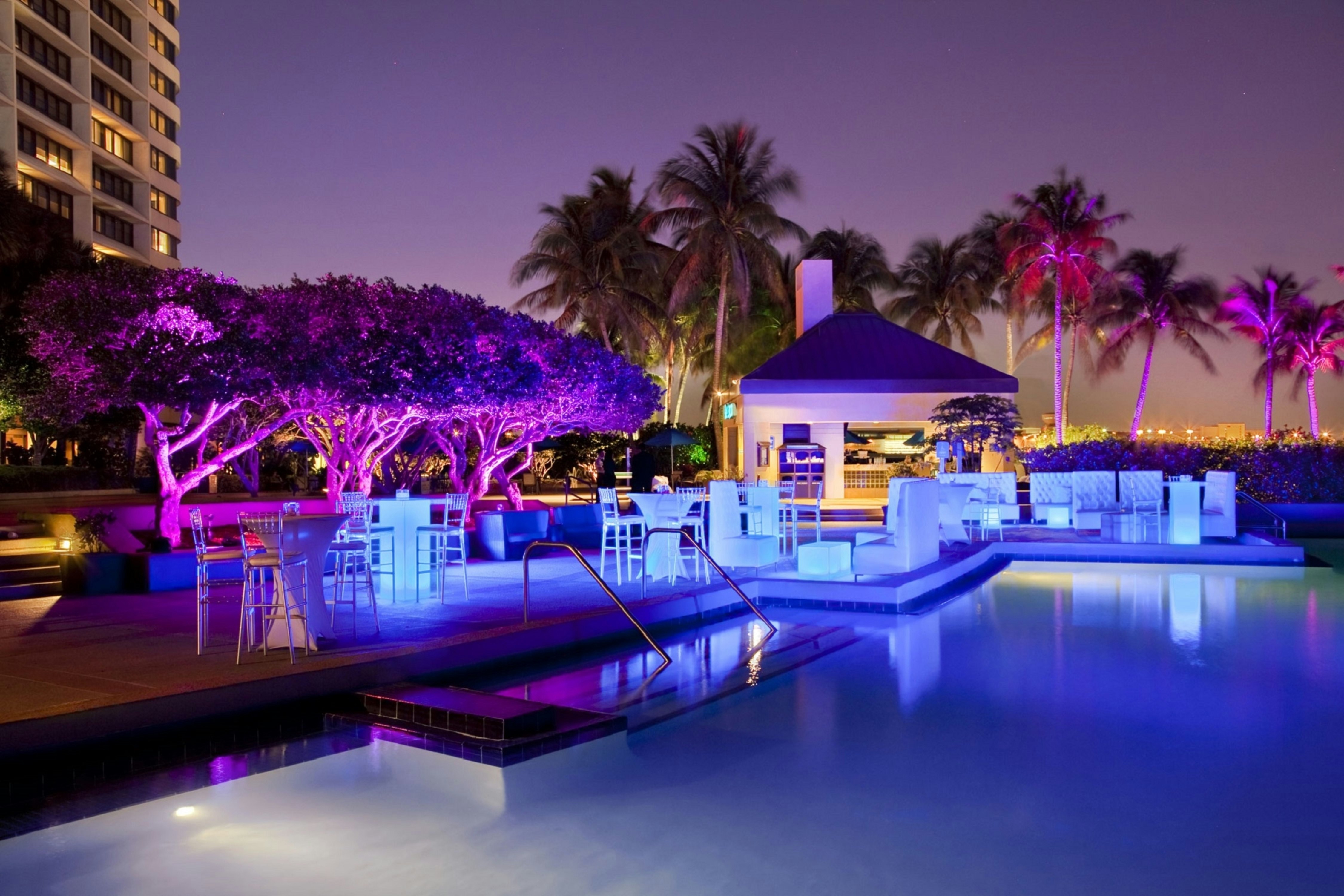 Hilton Miami Airport Blue Lagoon 75/77