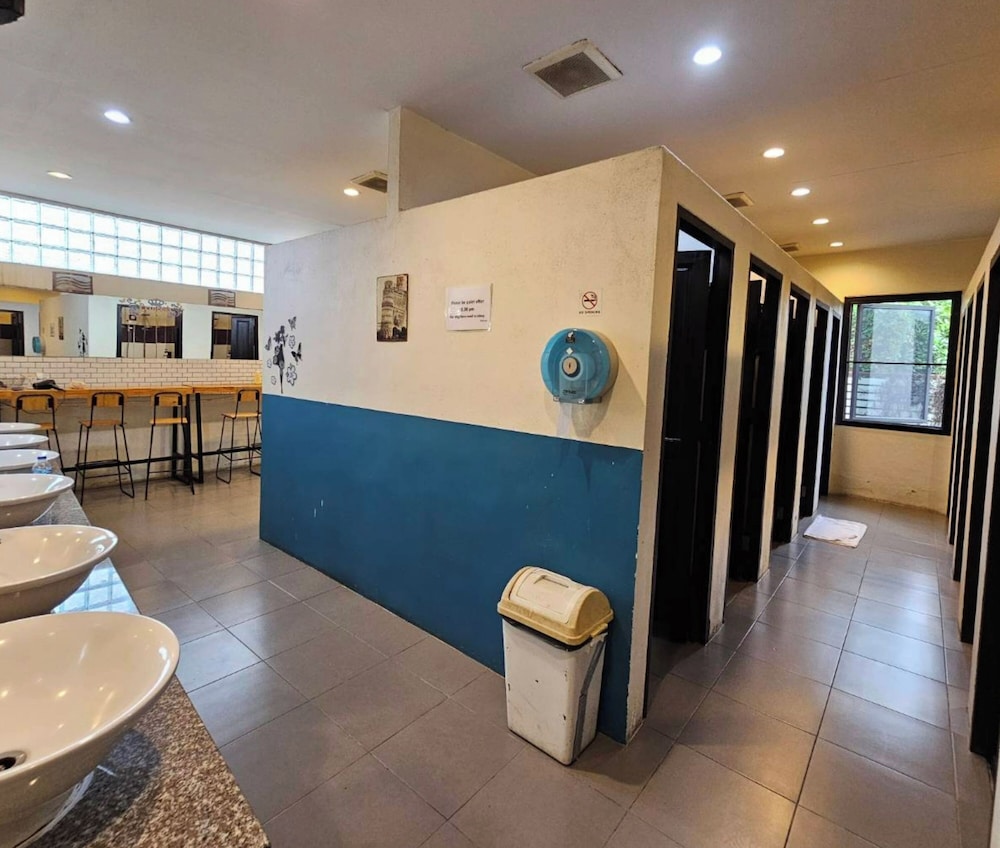 Mercy Hostel 8/55