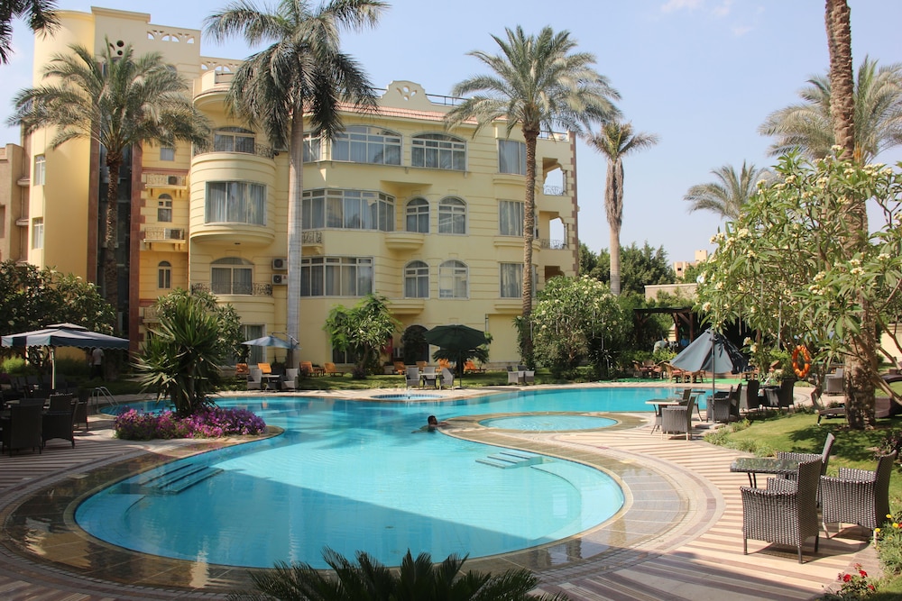 Soluxe Cairo Hotel 49/50