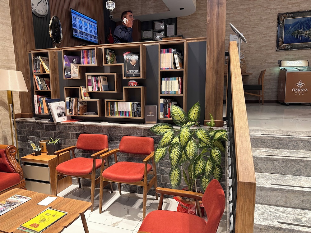 Ozkaya Otel 35/49
