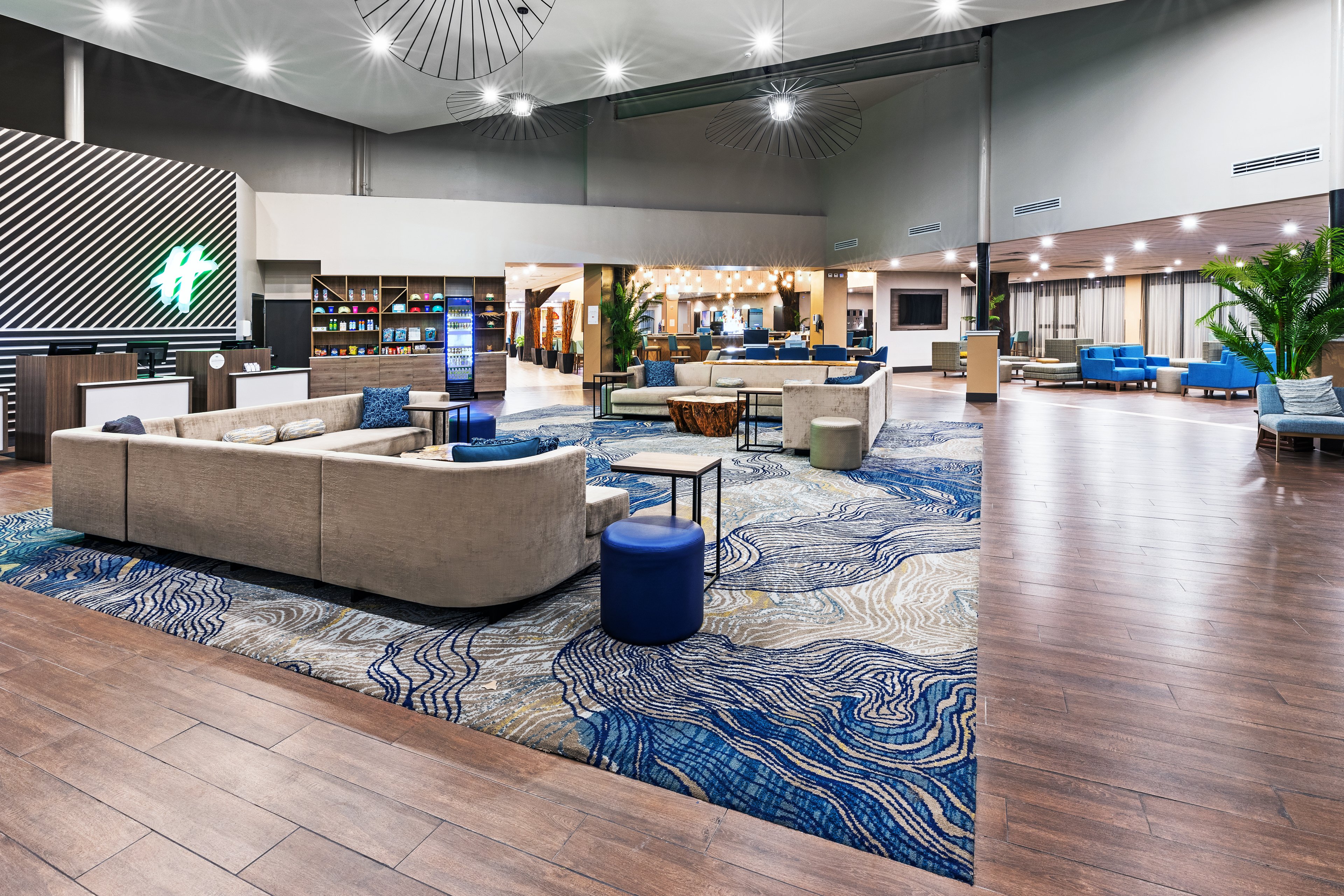 Holiday Inn Resort South Padre Island Beach Front 28/50