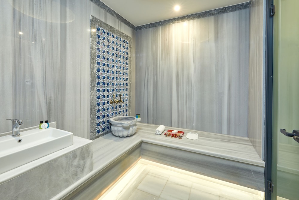 Hattusa Vacation Thermal Club Saray 32/36