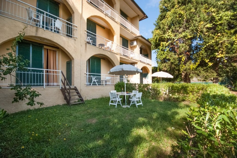 Residence Golfo Della Lacona 1/62