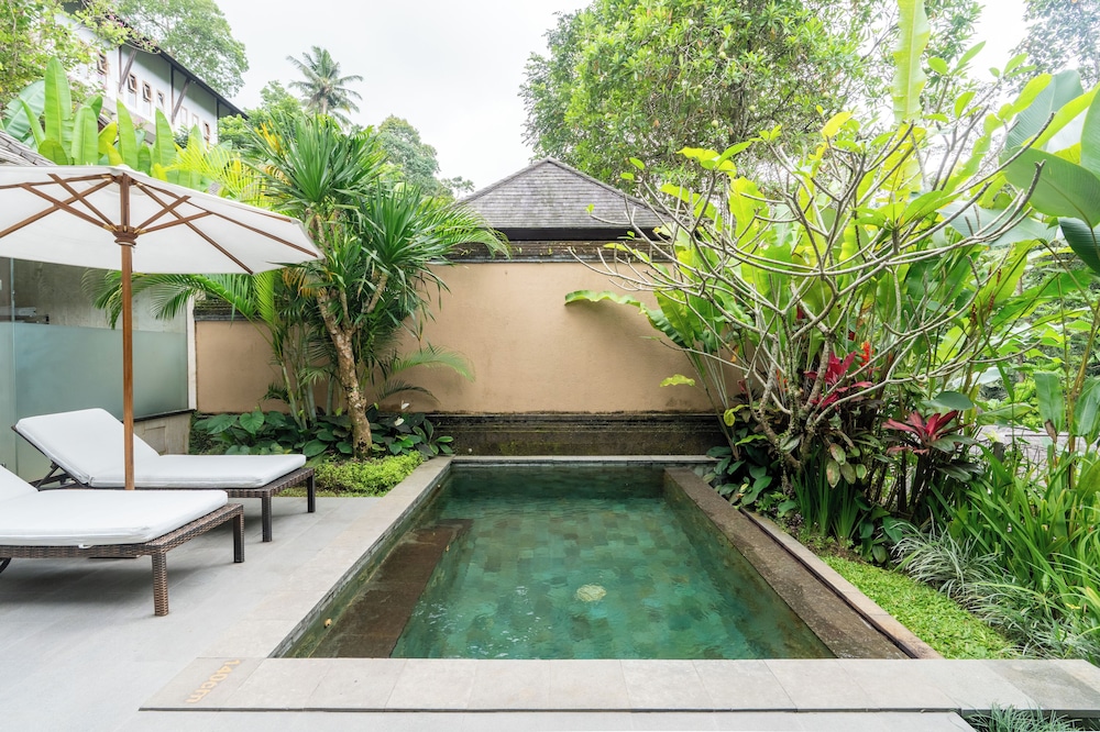 The Lokha Ubud Resort Villas And Spa 33/35