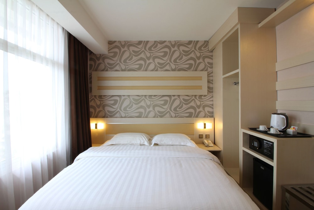 Classie Hotel 7/50