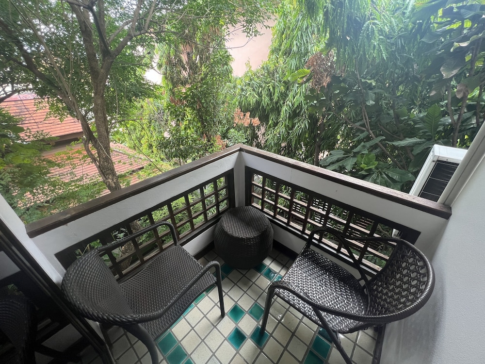 Pha Thai House photo1