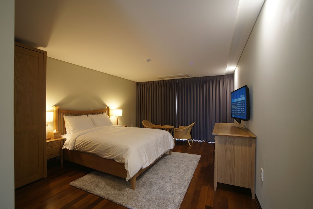 Illeinn Hotel 18/32