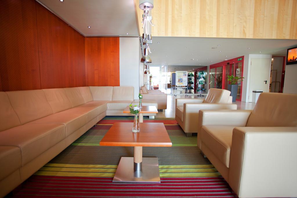 Hotel Creina 10/16