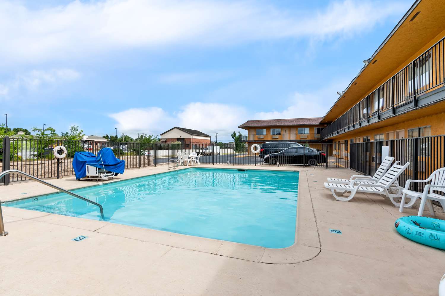 Americas Best Value Inn Stillwater 29/31