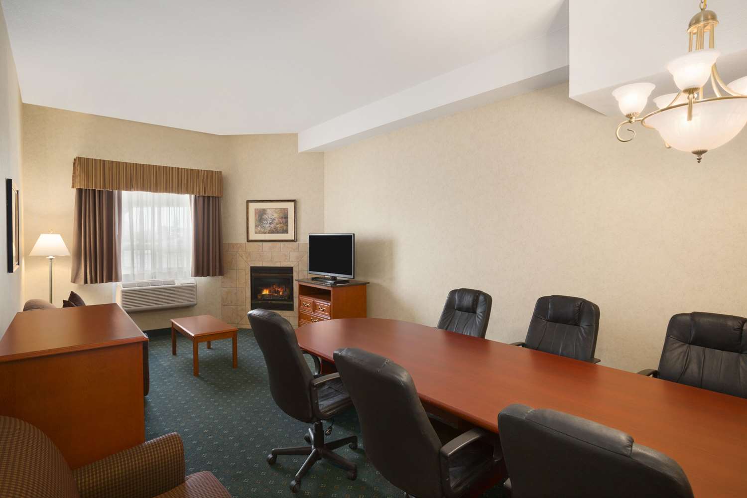 Travelodge by Wyndham Strathmore 19/22