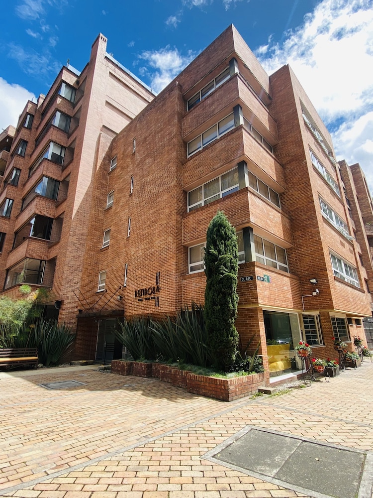 Hotel Retiro 84 By Mij Hotels 2/50