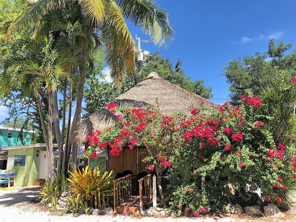 The Pelican Key Largo Cottages 67/76