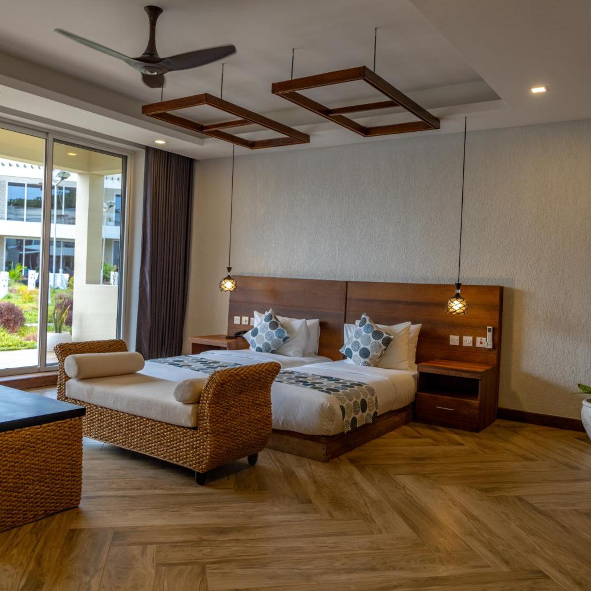 Blue Ocean Resort & Residences 16/50