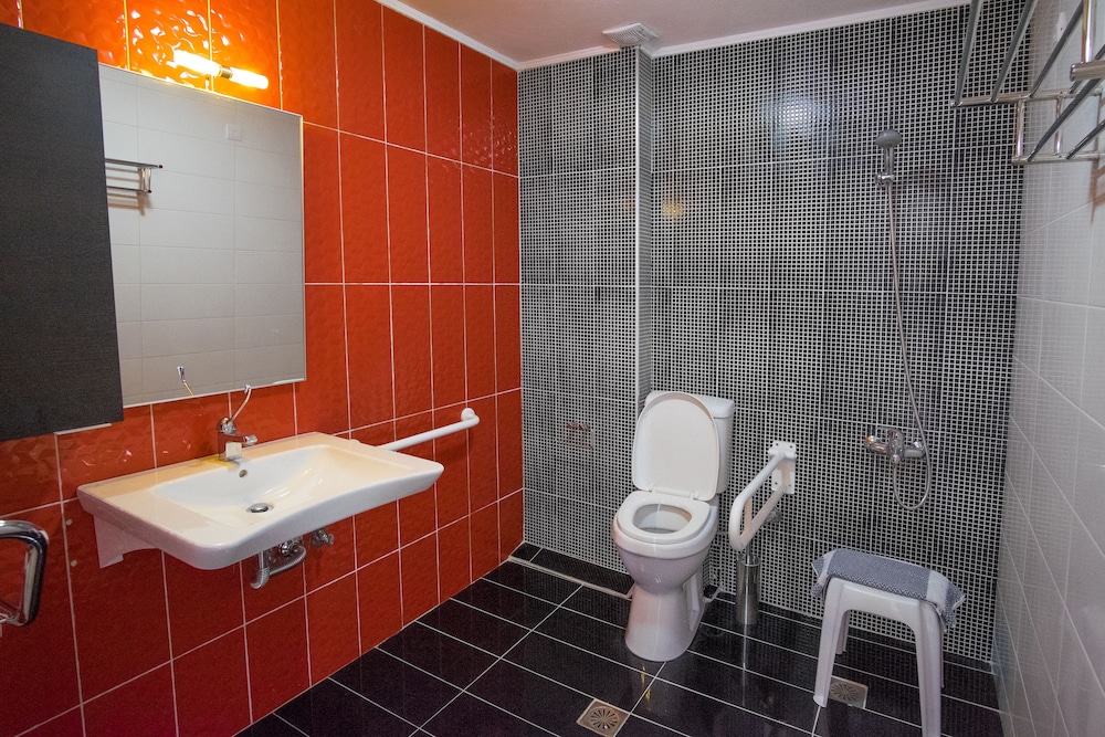 Must Boutique Hotel 44/45