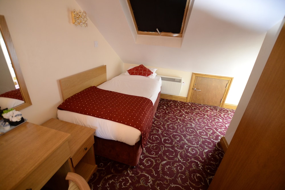 Britannia Inn Hotel Ilford 28/64