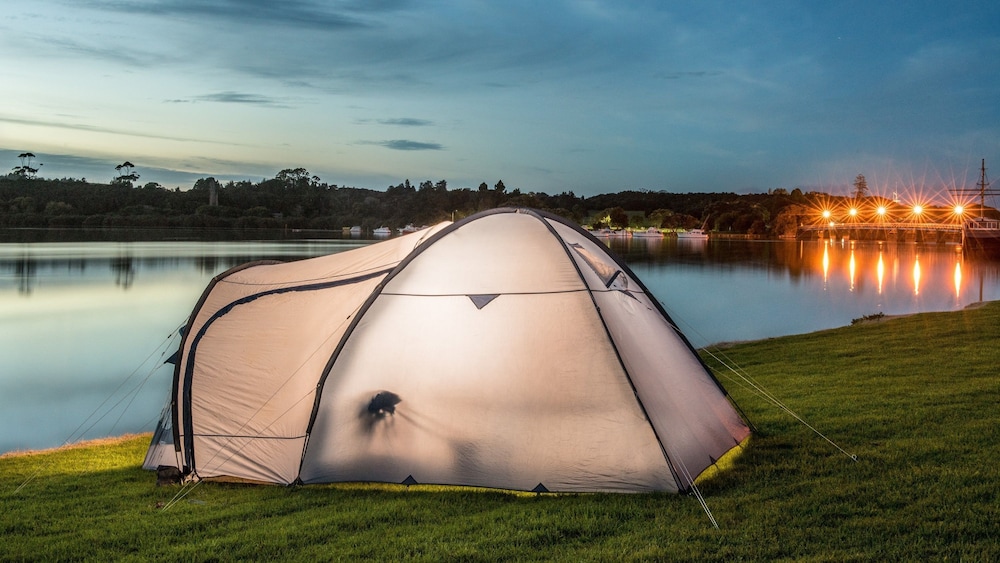 Waitangi Holiday Park 60/62