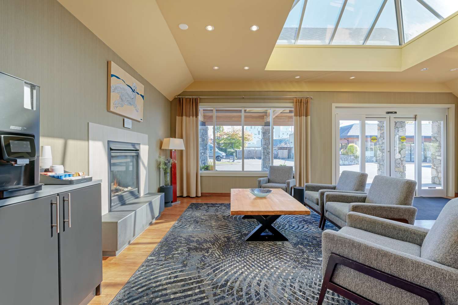 Best Western Plus Emerald Isle Hotel 16/21