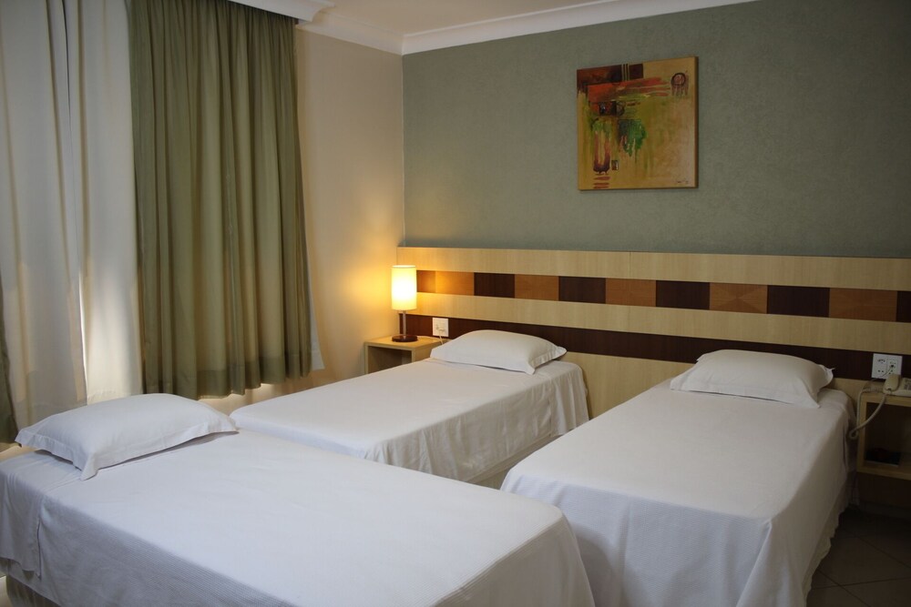 Hotel Lago Dourado 19/64